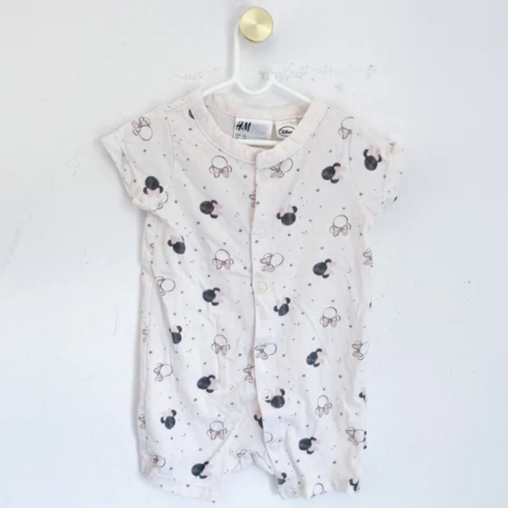 🍊5/$25 H&M Disney Minnie Mouse Romper size 6-9m